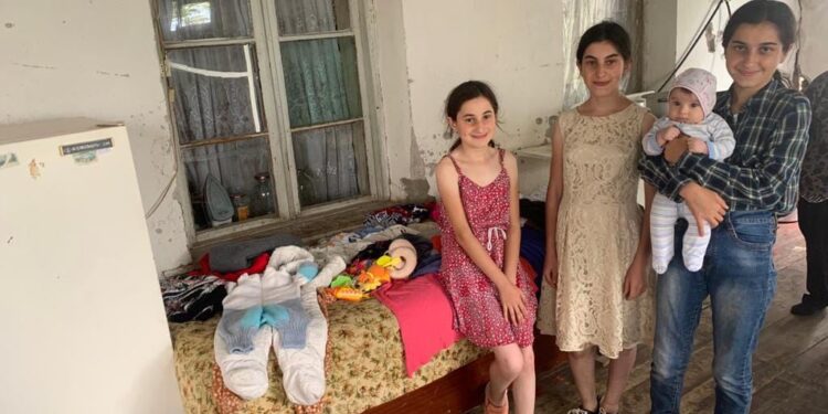 Помощь людям из Нагорного Карабаха в Сюнике
